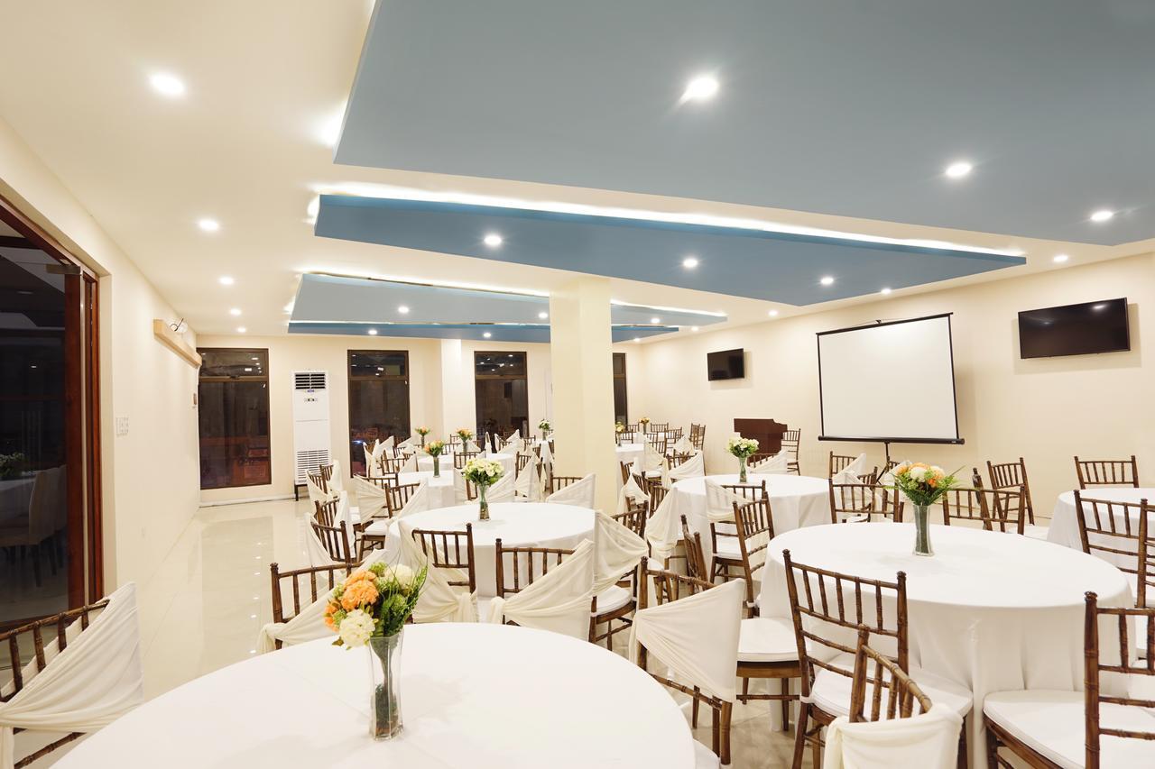 Baypark Hotel Calbayog Exteriör bild