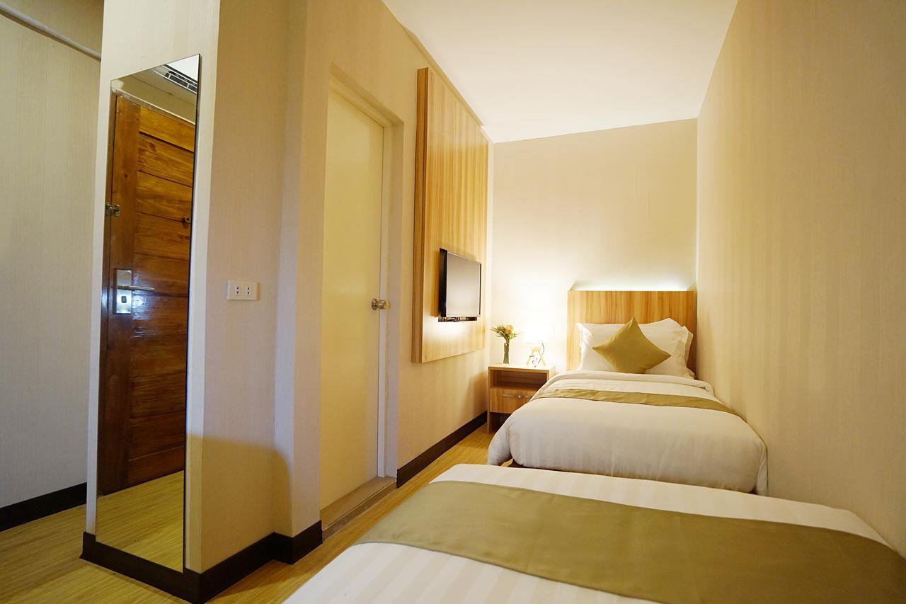 Baypark Hotel Calbayog Exteriör bild