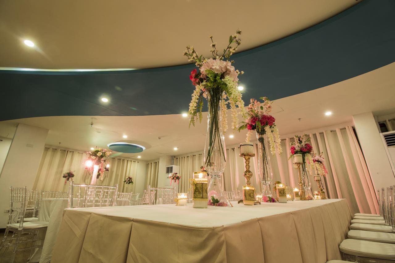 Baypark Hotel Calbayog Exteriör bild