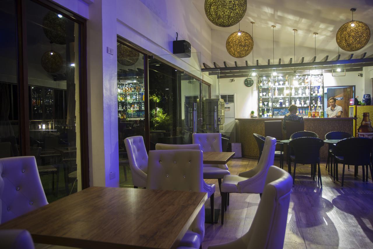 Baypark Hotel Calbayog Exteriör bild