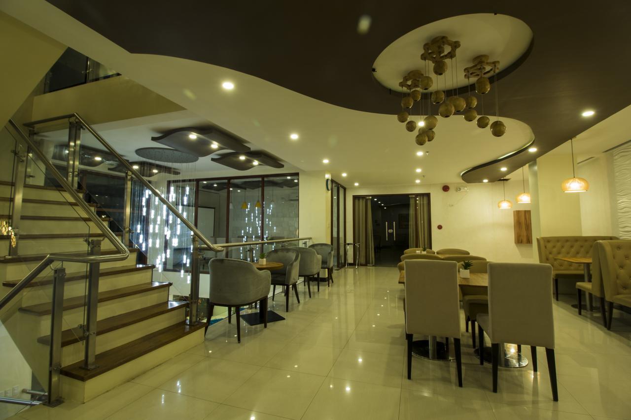 Baypark Hotel Calbayog Exteriör bild