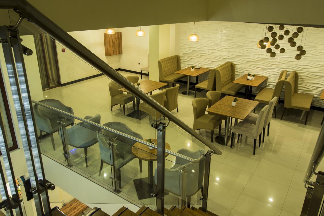 Baypark Hotel Calbayog Exteriör bild